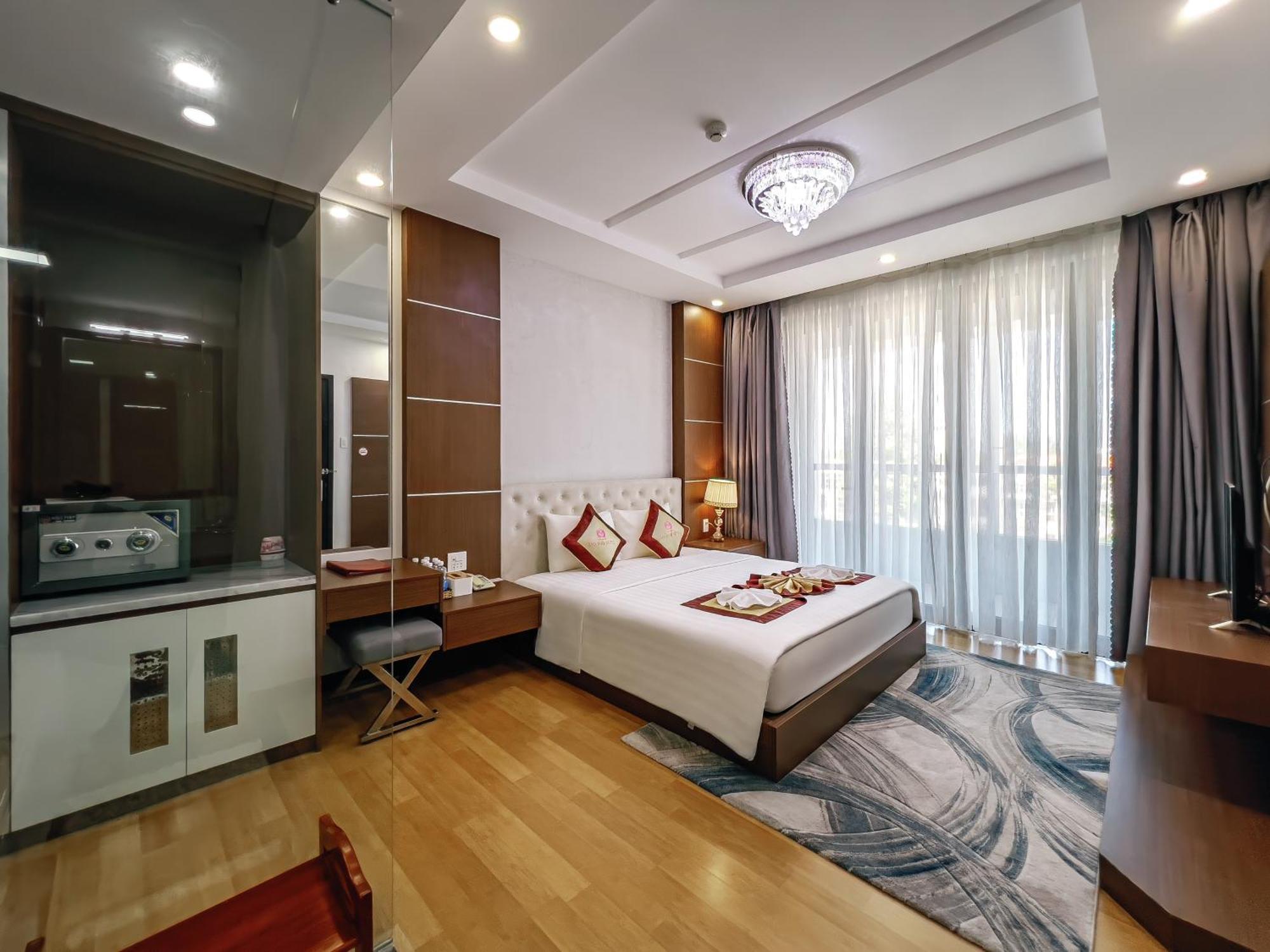 Khách Sạn Sao Mai Cao Lãnh Esterno foto